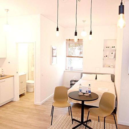 Minimalist Studio Old Town Apartments By Hostlovers Kaunas Eksteriør bilde